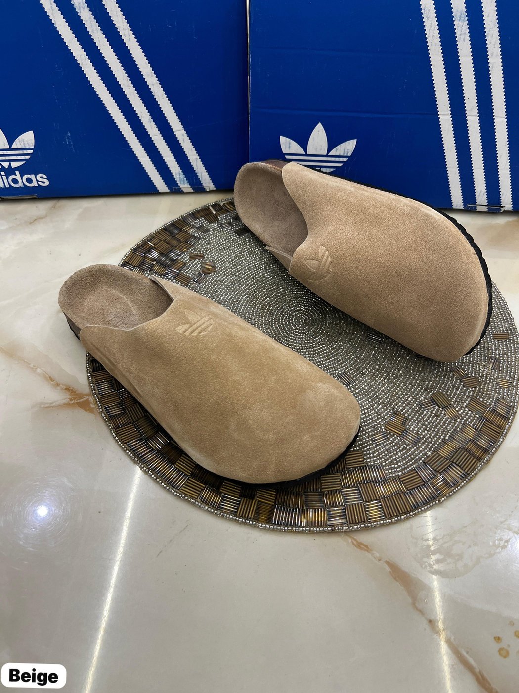 Adidas Adi mule
Master quality