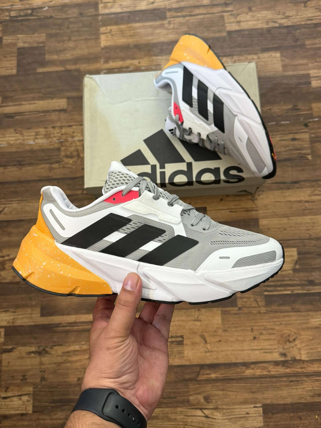 Adidas Adistar 2.0
Top Quality