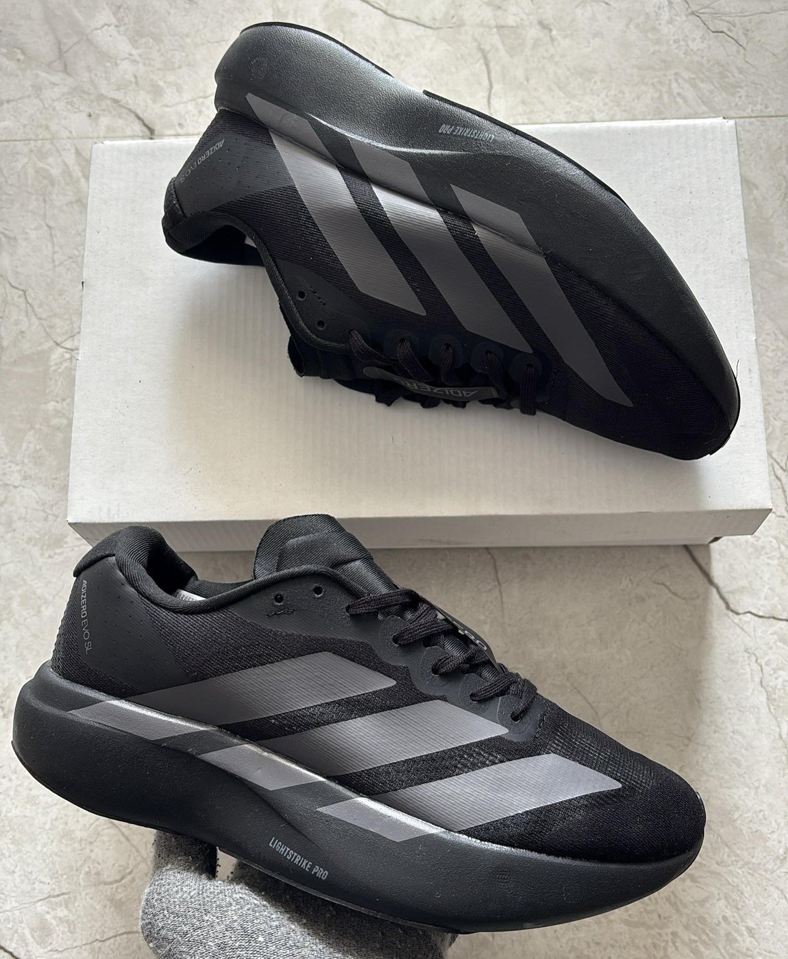Adidas Adizero SL
Top Notch Quality