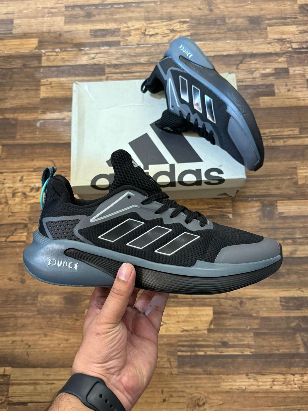 Adidas bounce 2024
Top Quality