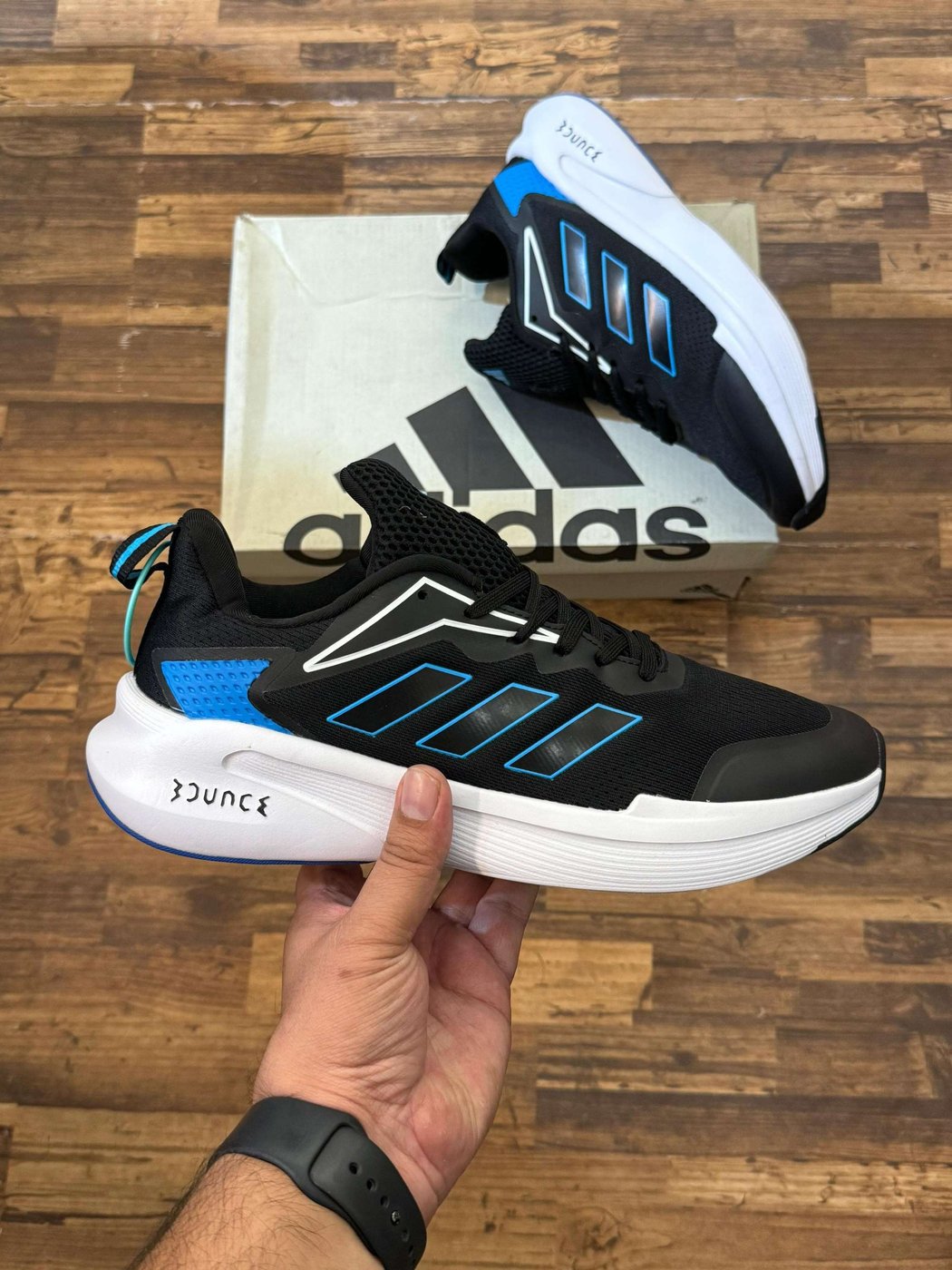 Adidas bounce 2024
Top Quality