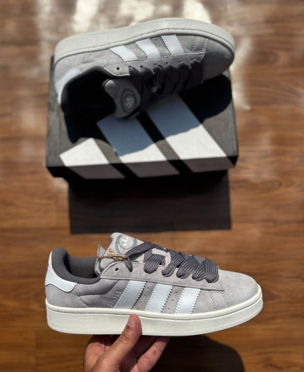 Adidas campus