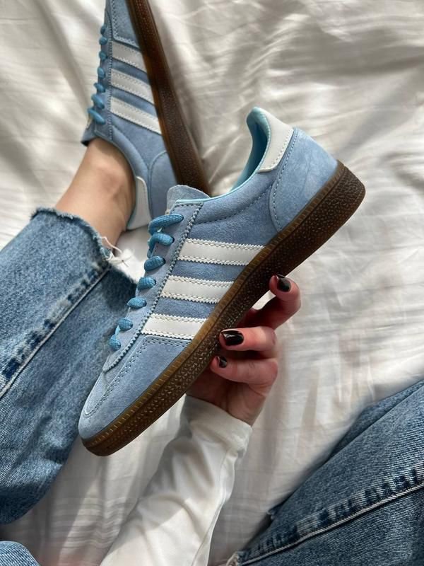 Adidas handball spezial sky bule
Top Notch Ua Quality