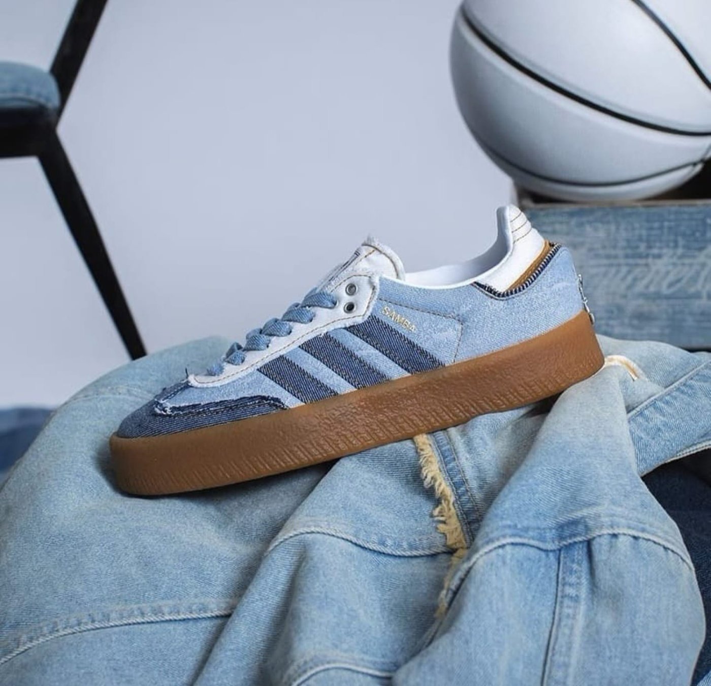 Adidas Samba x atmox for girls
Top Quality