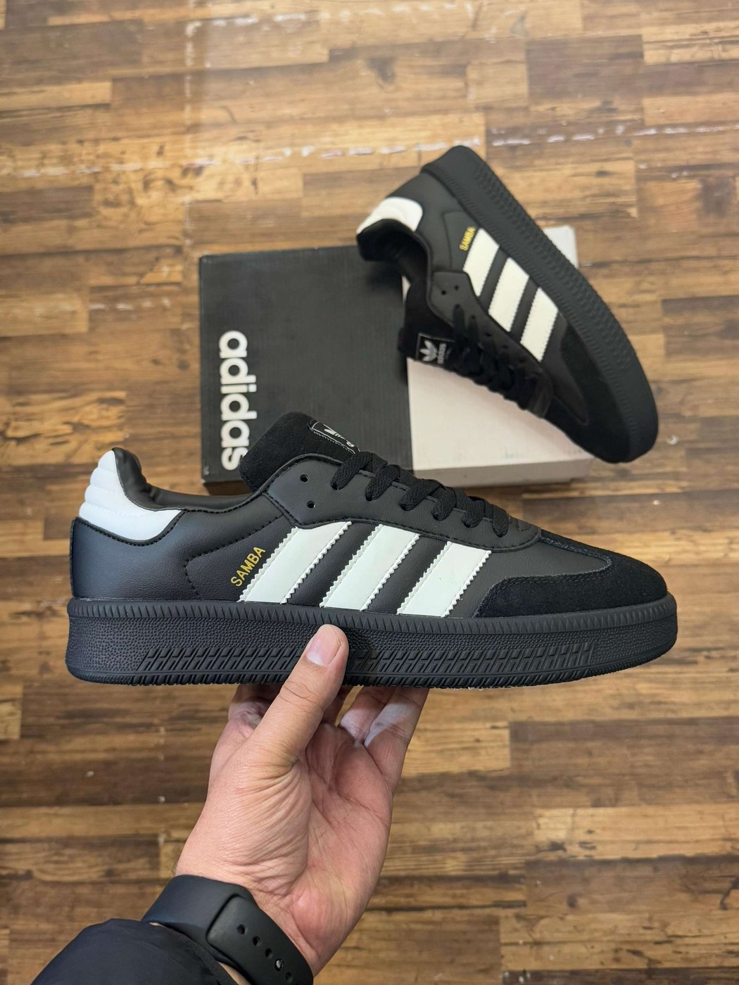 Adidas Samba XLG
Master Quality