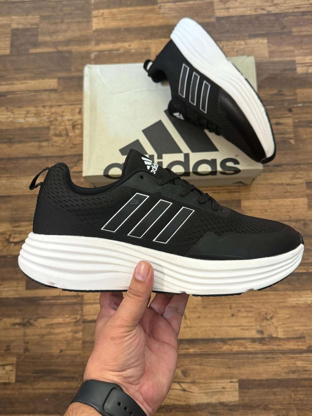 Adidas shoes 2024
Top Quality
