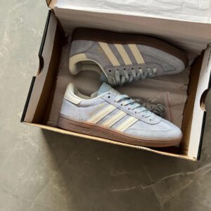 Adidas spezial ( girls )
Top quality