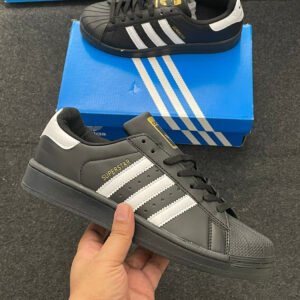 Adidas Superstar
First copy
