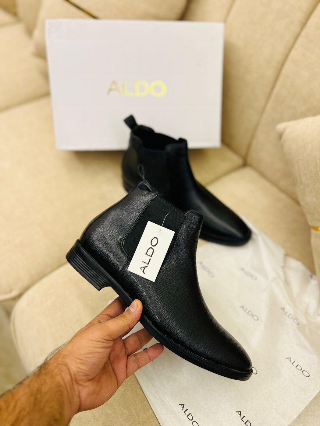 ALDO
(CHELSEA BOOTS)
Top quality