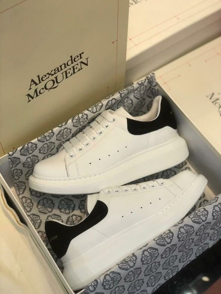 ALEXANDER Mcqueen Premium Sneakers Top leather quality