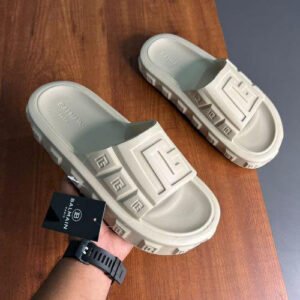 Balmain ari slide
Top quality