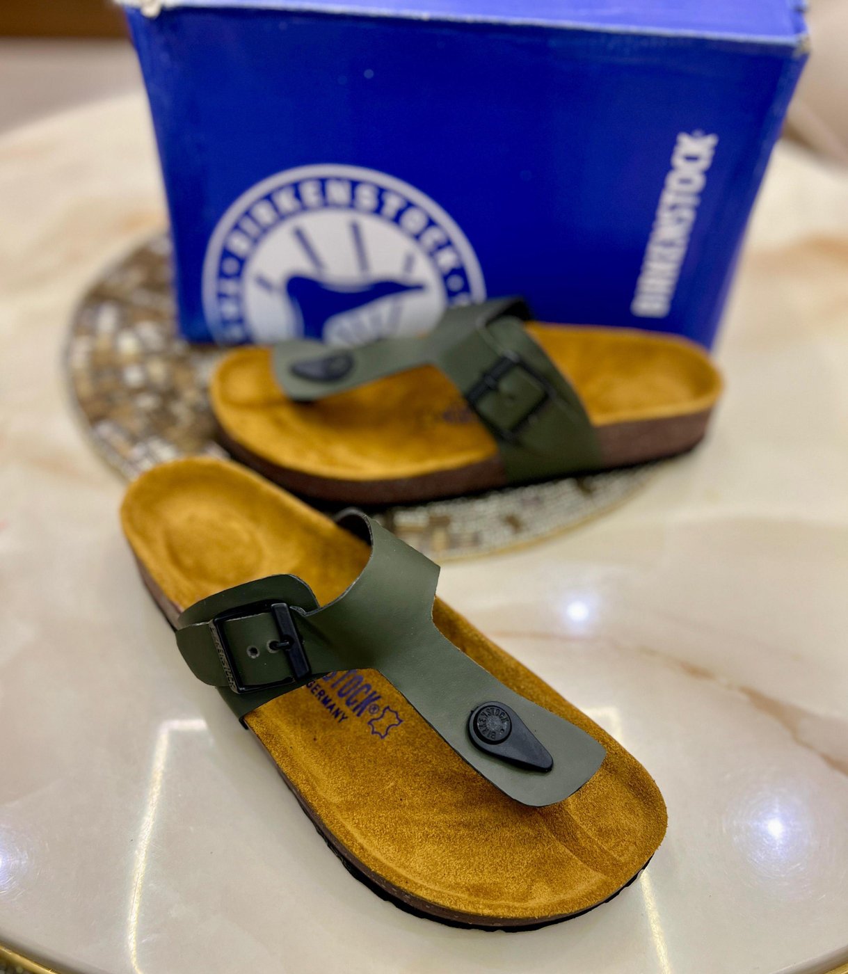 Birkenstock gizeh for girls
Top Notch leather Quality