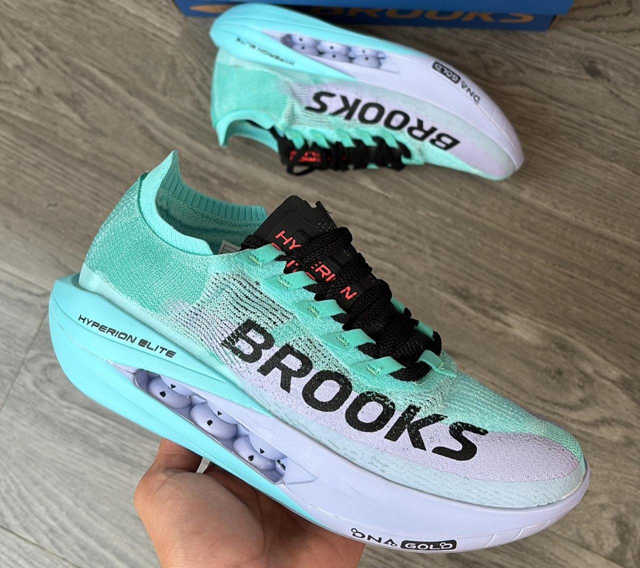 Brooks elite 5
Top Notch Quality