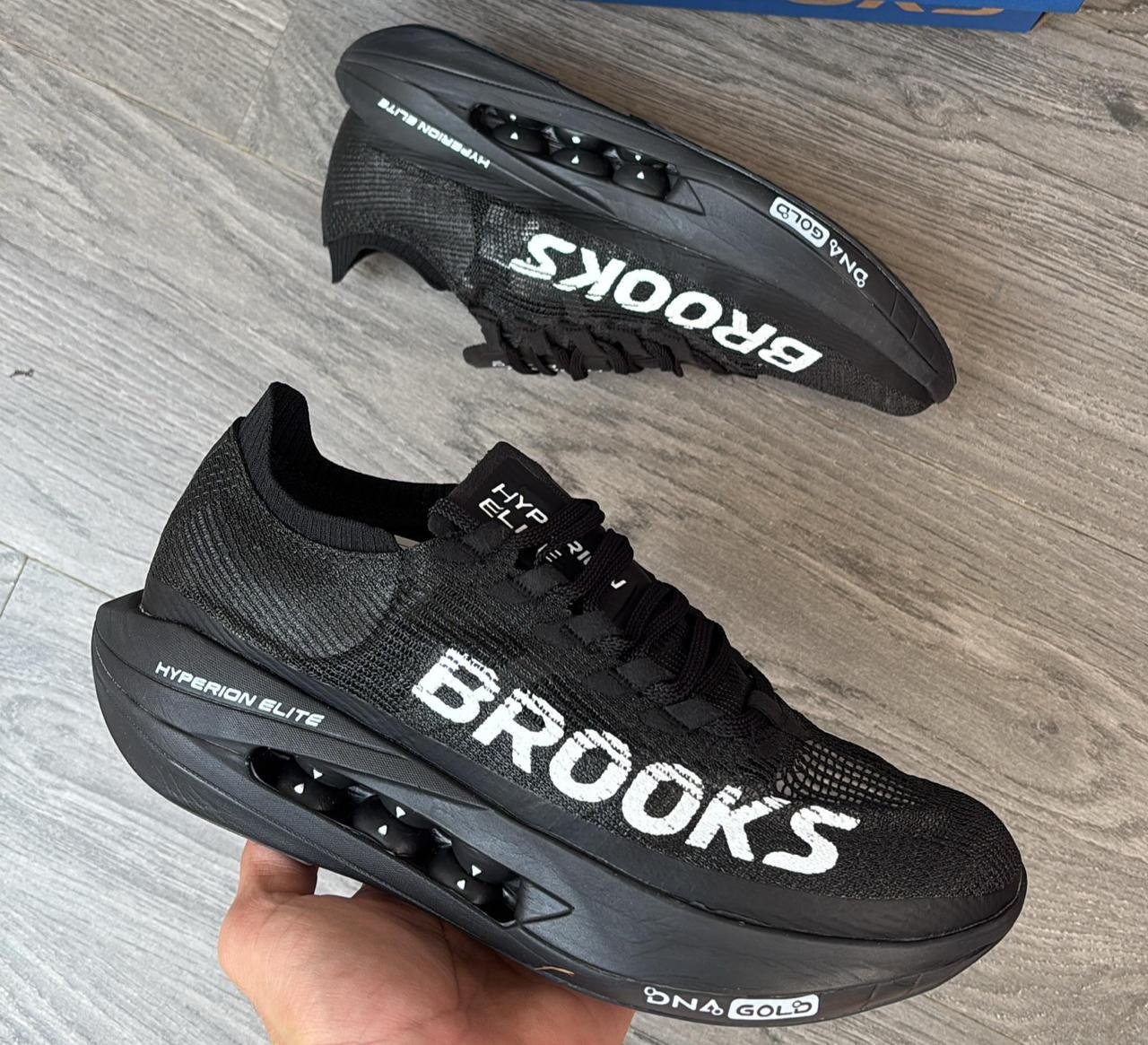 Brooks elite 5
Top Notch Quality