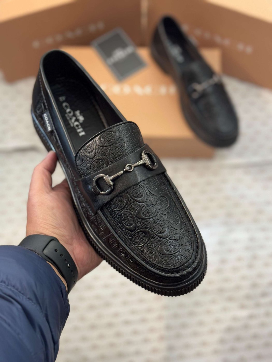Coach belly
Top UA Quality