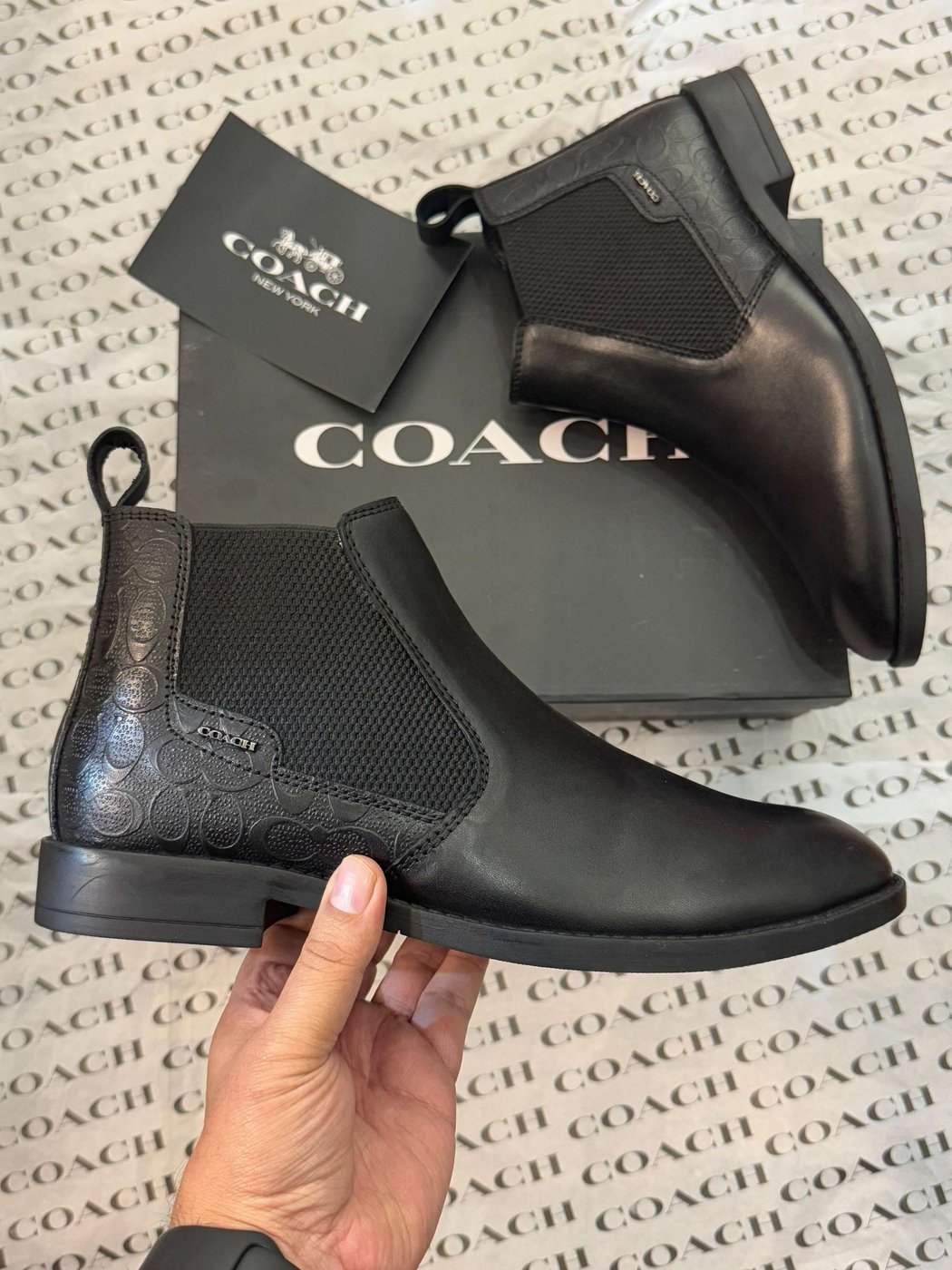 Coach chelsea
Top leather UA Quality