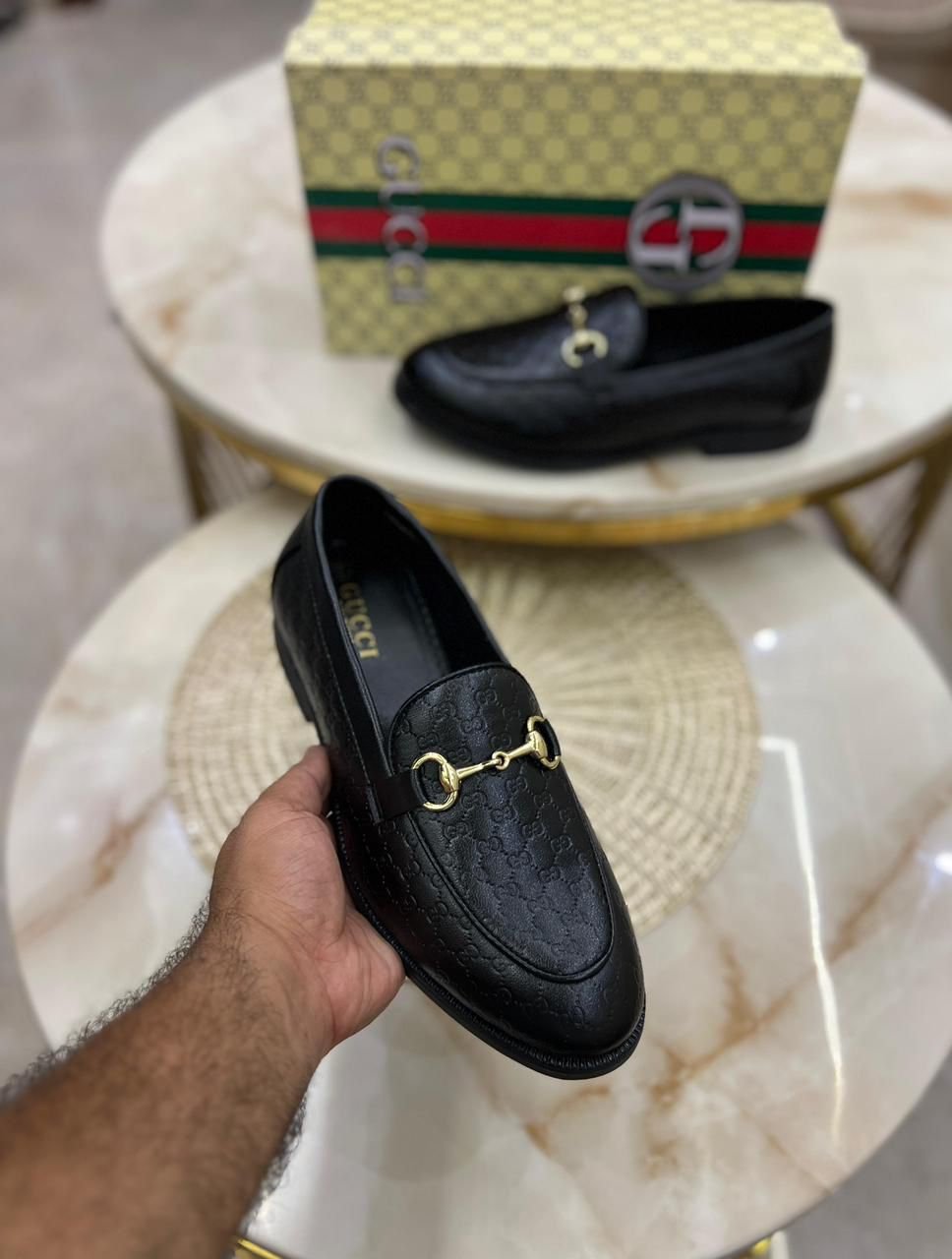 GUCCI
(loafers)
Top quality
