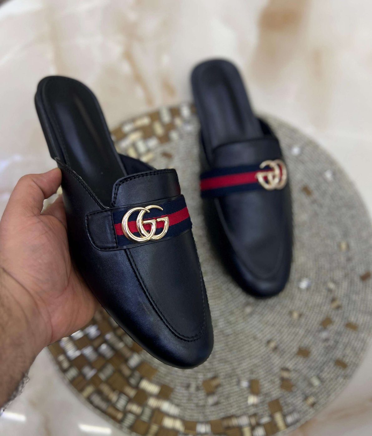GUCCI
(Mules)
Master quality