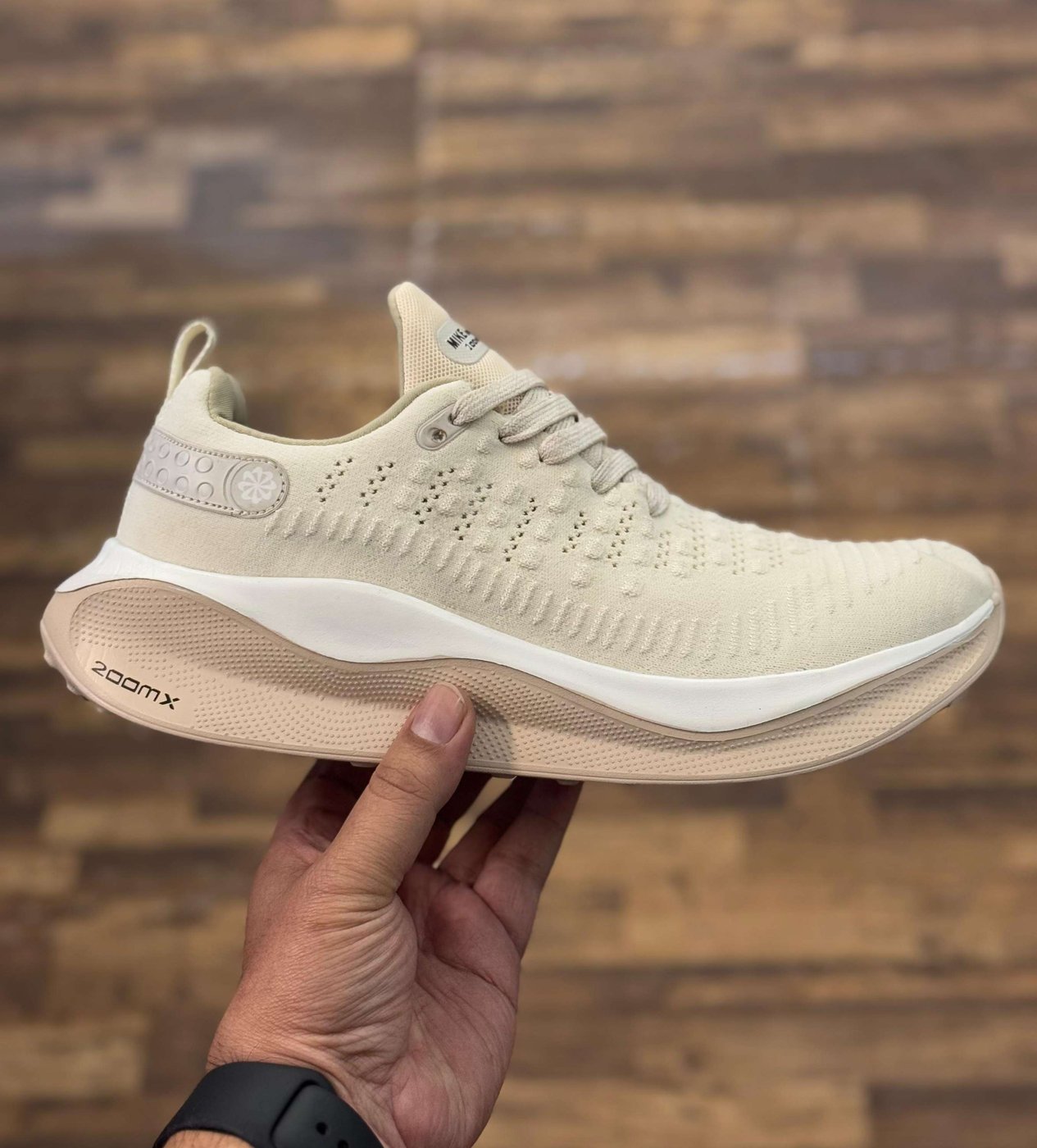 Imported shoes
Top 6a Quality