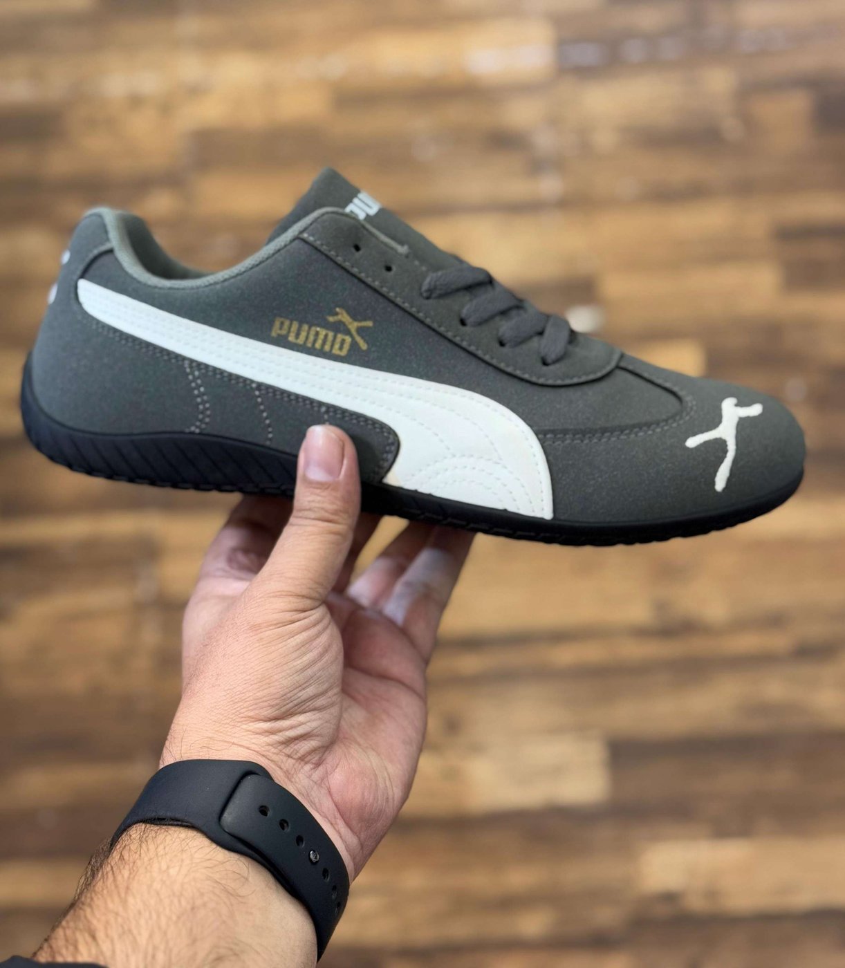 Imported sneakers
Top 6a Quality