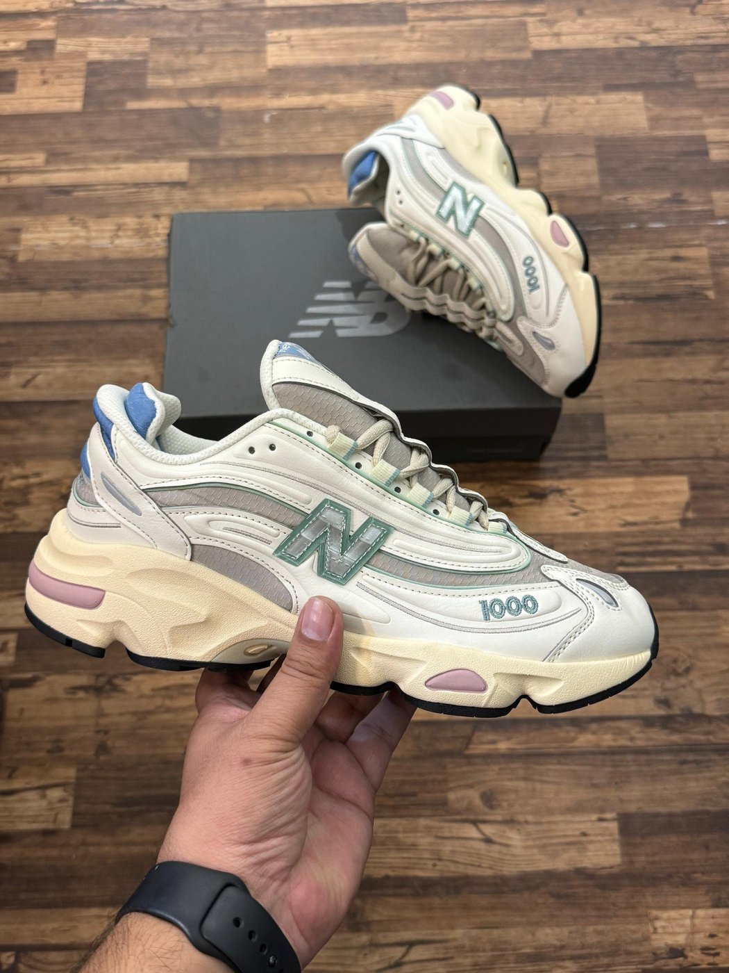 New balance 1000 Top First Copy Shoes