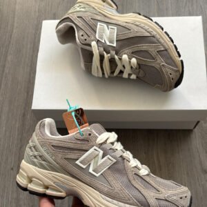 New balance 1906-R girls
Top Notch UA Quality