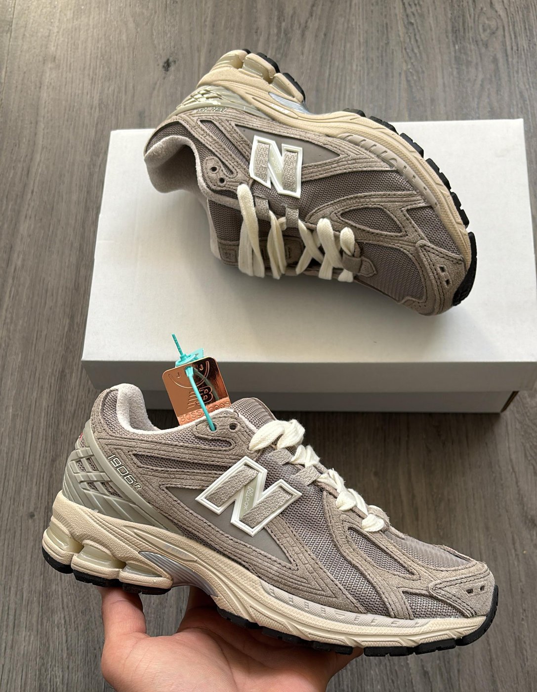 New balance 1906-R girls
Top Notch UA Quality