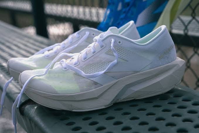 New balance elite 4
Top quality