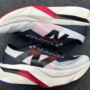 New balance sc elite v4
 Top quality