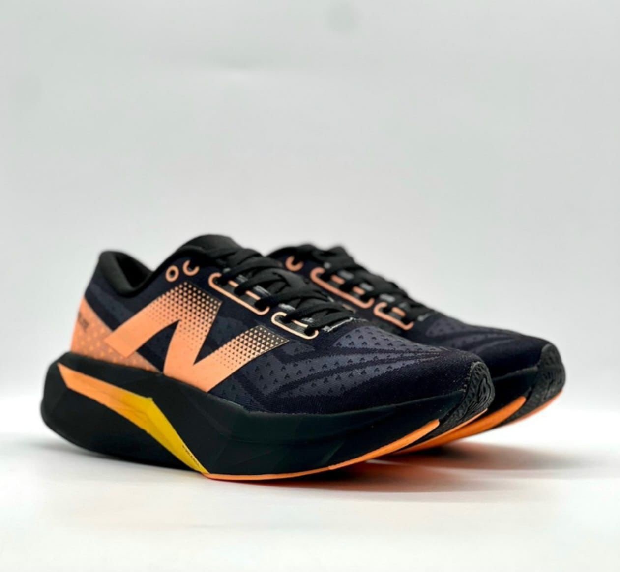 New balance sc elite v4
Top quality
