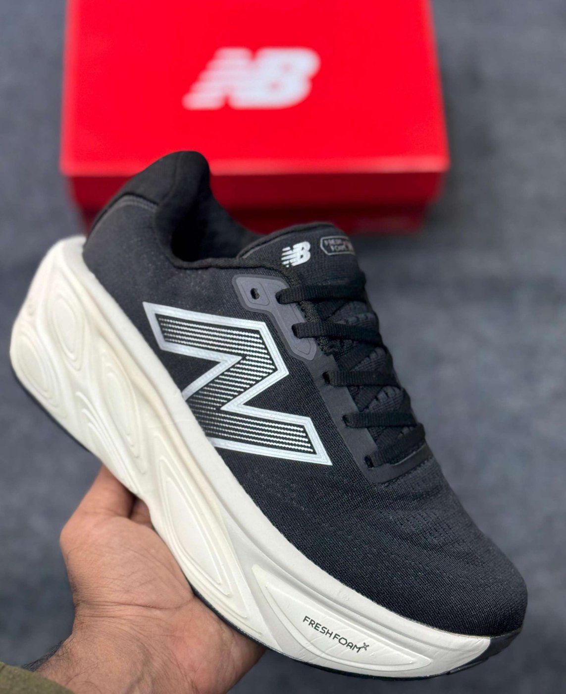 New balance v5 fresh foam more
Master quality