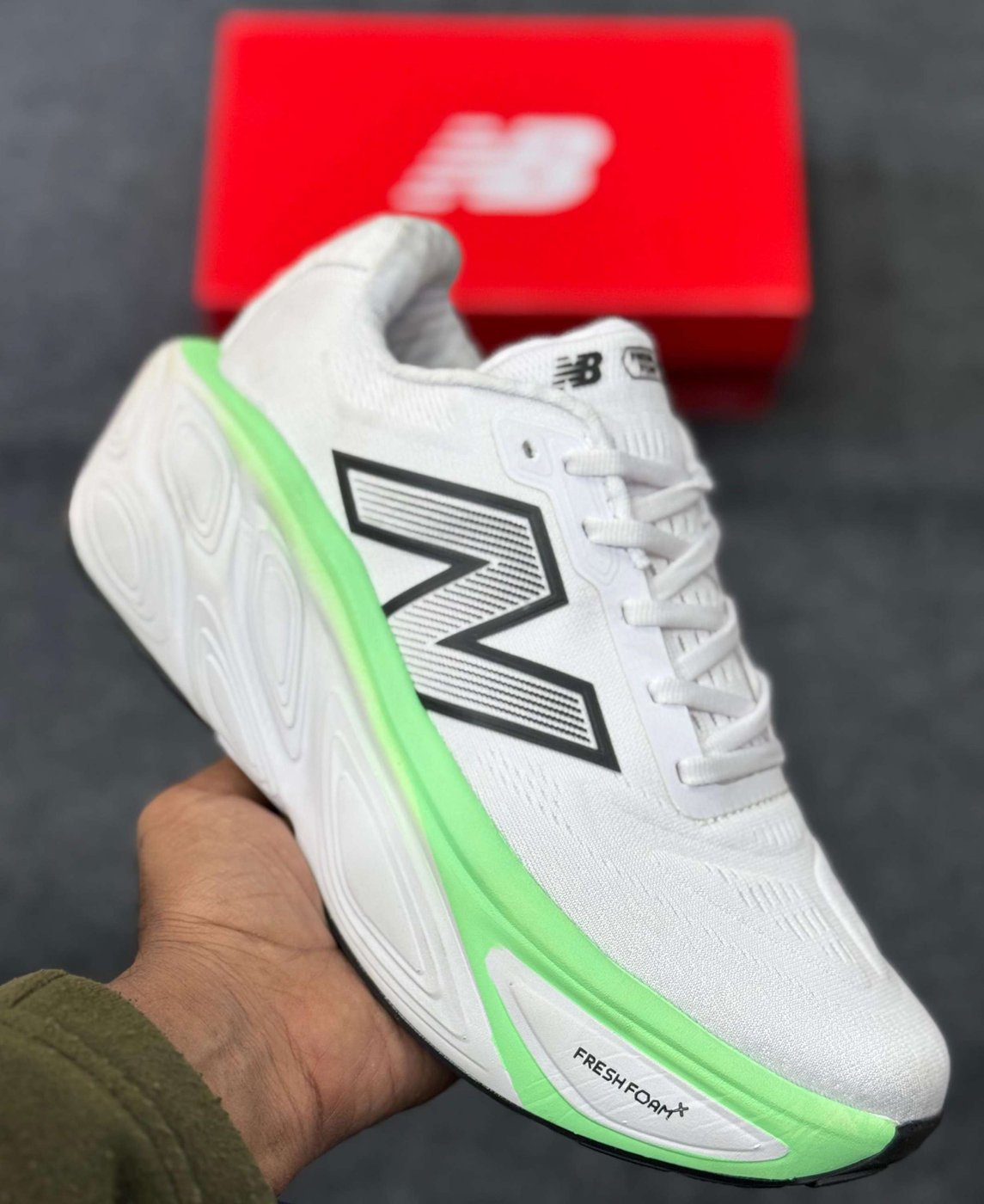 New balance v5 fresh foam more
Master quality