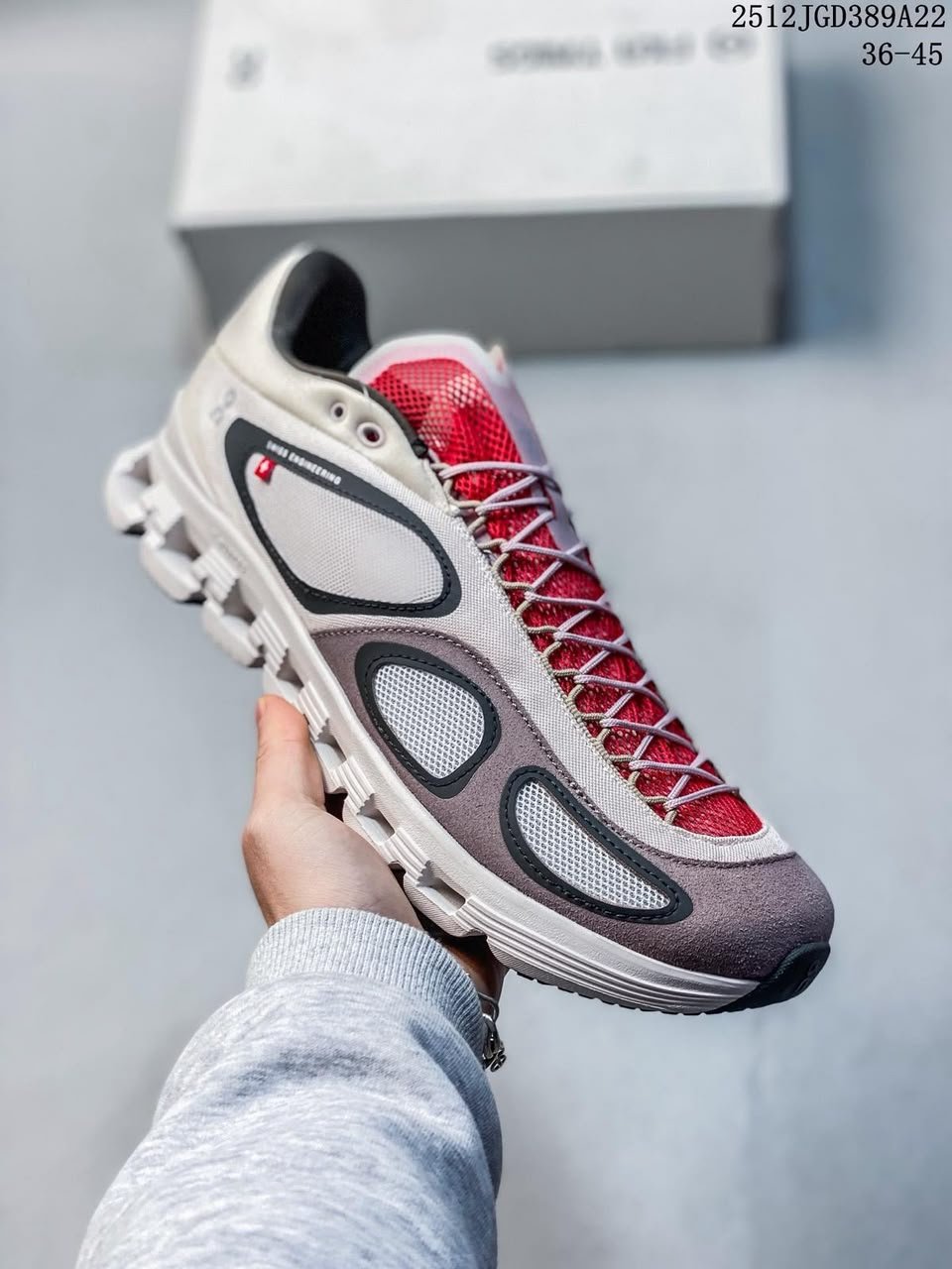 On Cloud X FKA Twigs Lily
Top notch UA quality