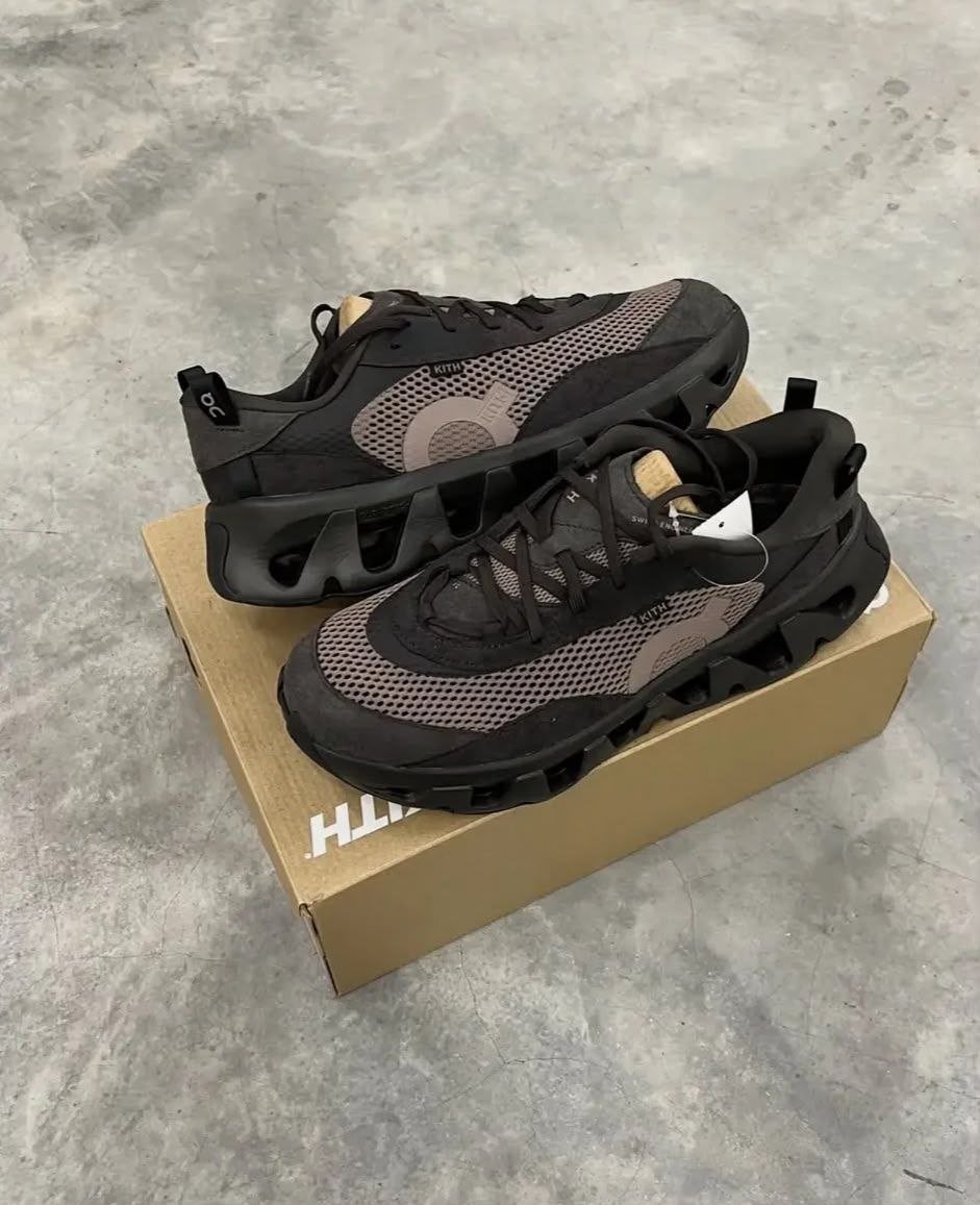 On Cloud x Kith K-Tech 2