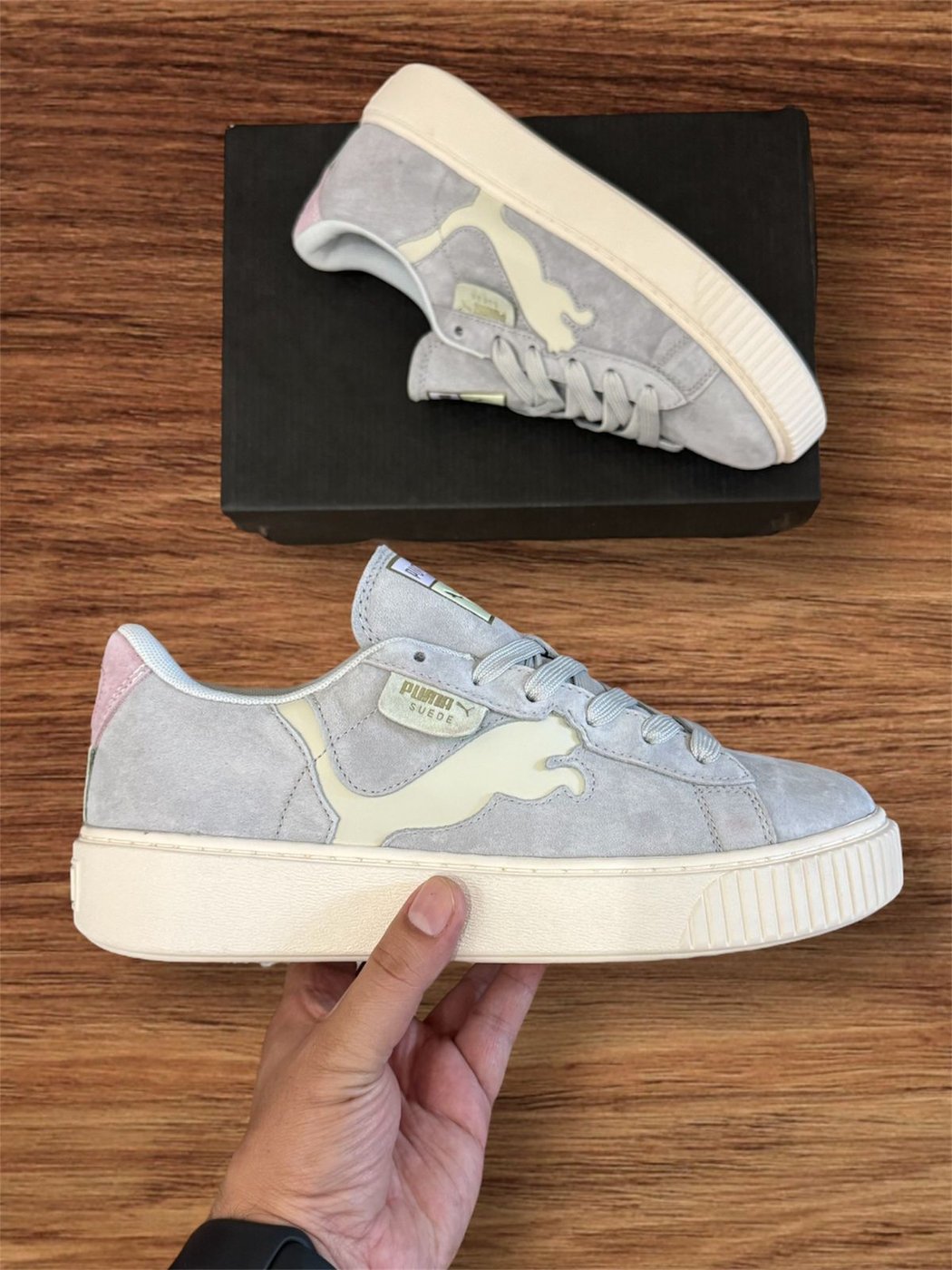 Puma suede platform
Master copy