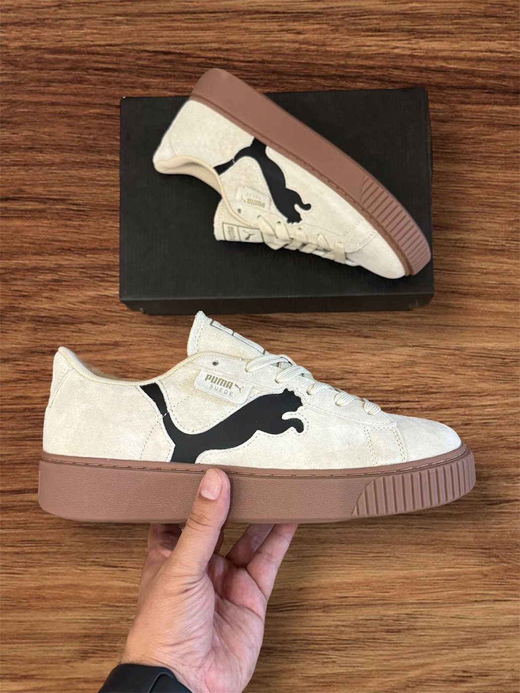 Puma suede platform
Master copy