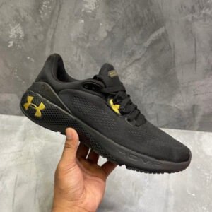 Under armour hovr machina