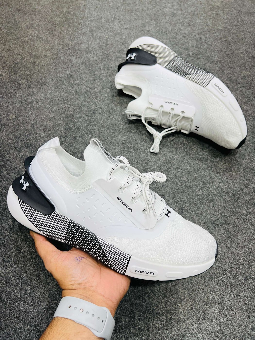 Under armour storm
Master Quality