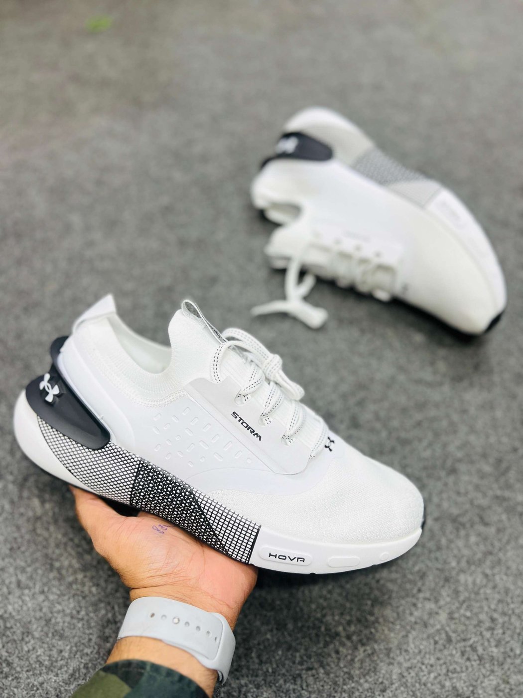 Under armour storm
Master Quality
