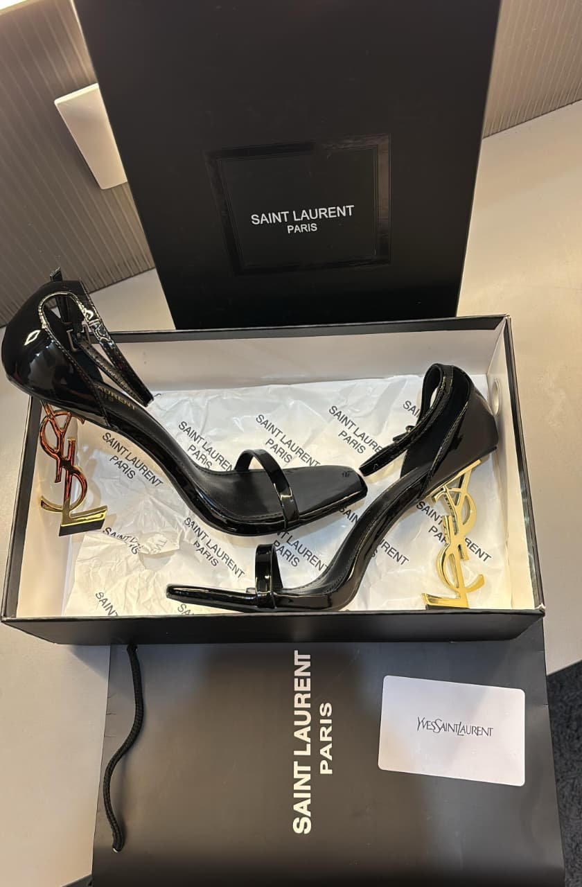 Ysl Heels
12A Master premium quality