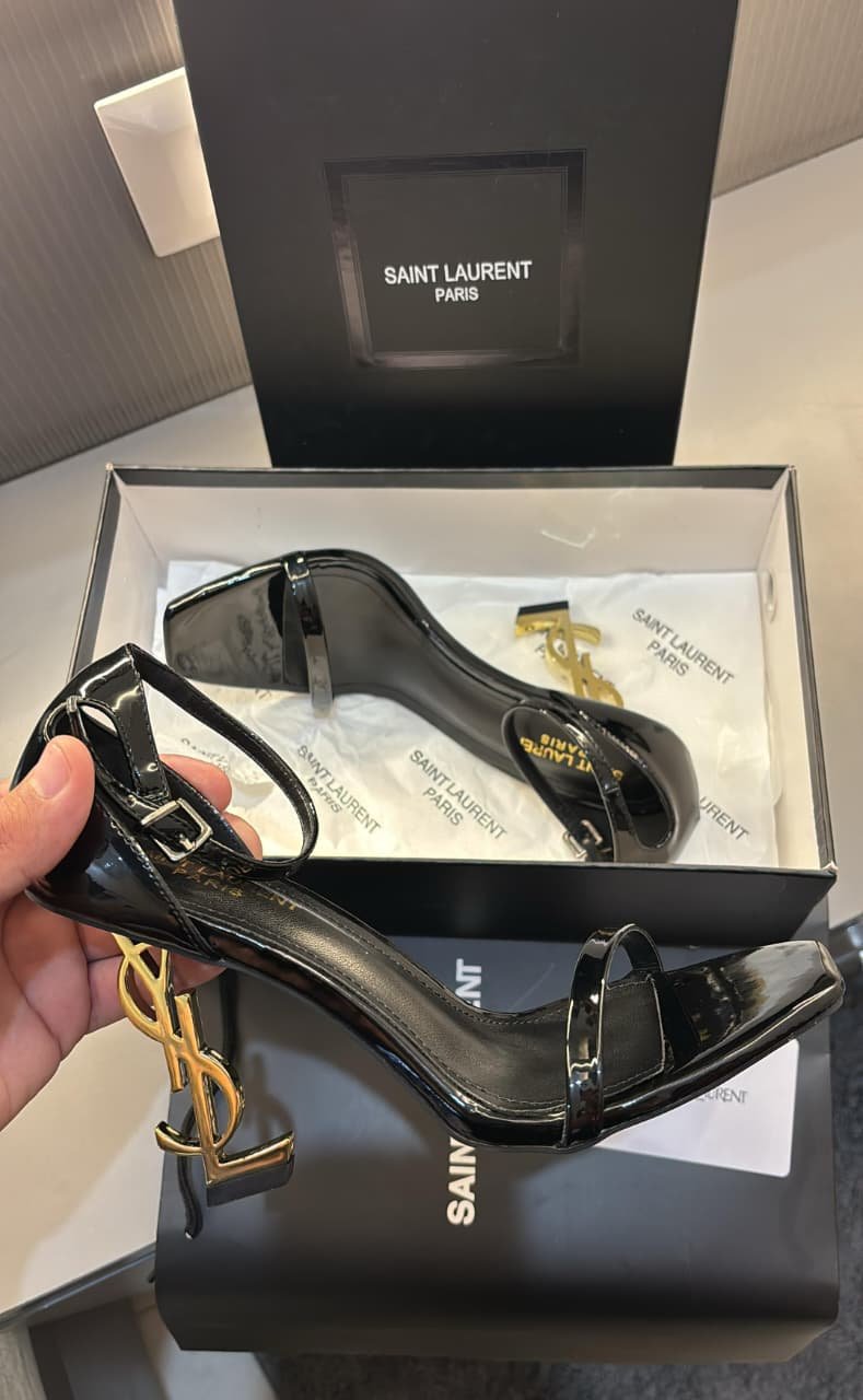 Ysl Heels
12A Master premium quality
